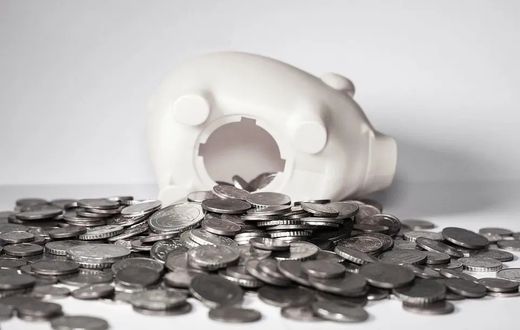How to survive January after overspending in December