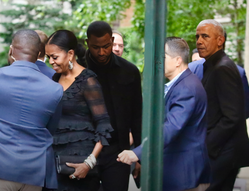 Obamas jointly address divorce rumours in first rare instance