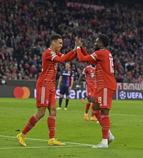 Bayern Munich player celebrating