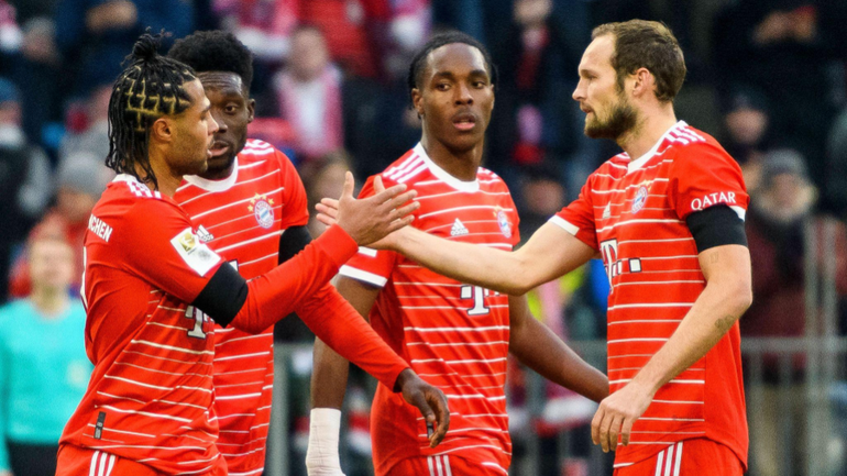 Bayern extend league lead with victory over Bochum.