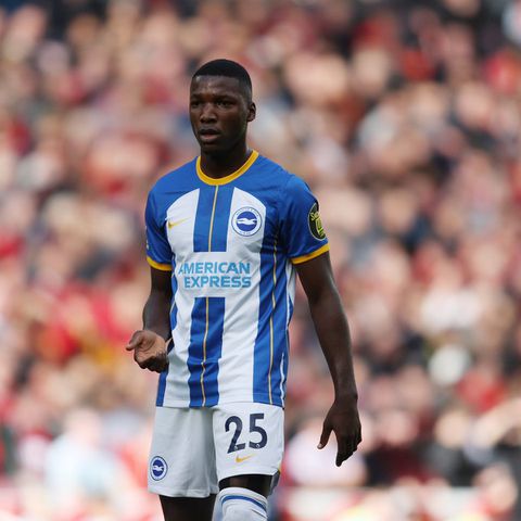 Moises Caicedo in action for Brighton