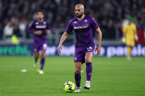 Sofyan Amrabat in action for Fiorentina