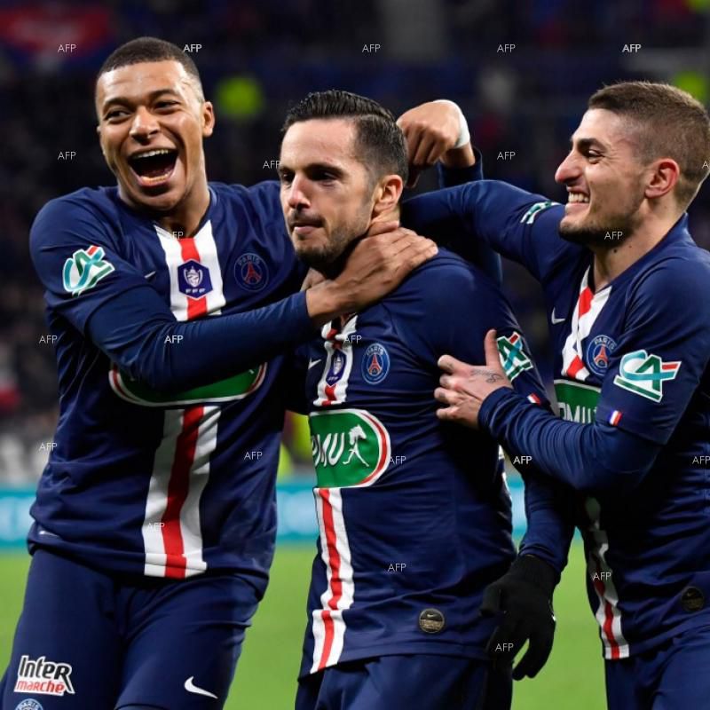 ПСЖ приема Борусия Дортмунд пред празни трибуни на “Парк де Пренс”